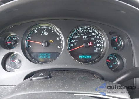 2008 Chevrolet Suburban 1500 Lt z USA, uszkodzony, nr VIN 1GNFK16368R153105